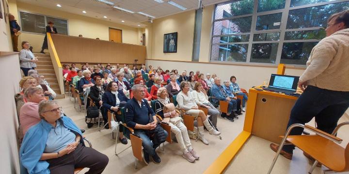 Nyugdjas Egyetem: Krptaljai kalandozs az els eladson
