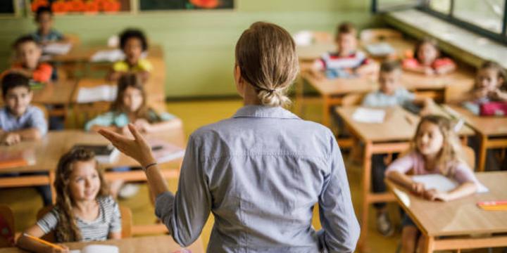 M�helymunka-sorozat p�lyakezd� tan�t�k, tan�rok sz�m�ra - 2026. tavasz