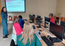 A tanulk digitlis szvegrtsi s szvegalkotsi tevkenysgeinek s kpessgeinek fejlesztsi mdszerei. Tudatos eligazods a vilghln elrhet szvegekben - akkreditlt pedaggus-tovbbkpzs