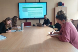 Reflexiók, jó példák elemzése, felkészülés a védésre - Lépésről lépésre a sikeres minősítéshez óvodapedagógusok számára Reflexiók, jó példák elemzése, felkészülés a védésre - Lépésről lépésre a sikeres minősítéshez óvodapedagógusok számára