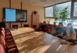 Építsünk csapatot? - a csoportdinamika természetes folyamatai és a formálódást támogató lehetséges eszközök - jó gyakorlat Építsünk csapatot? - a csoportdinamika természetes folyamatai és a formálódást támogató lehetséges eszközök - jó gyakorlat