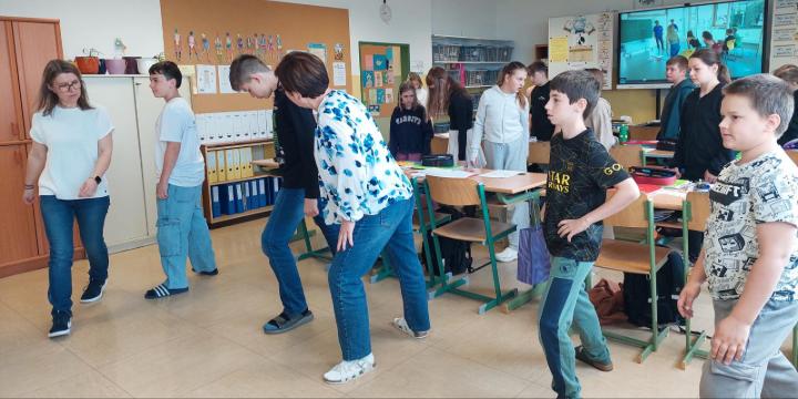 Hospit�l�s Burgenlandban: Bernstein-i iskol�sok d�lel�ttje